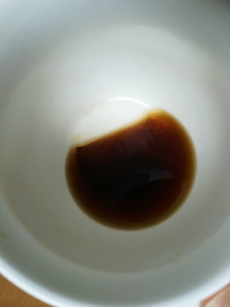 コーヒーカップの底