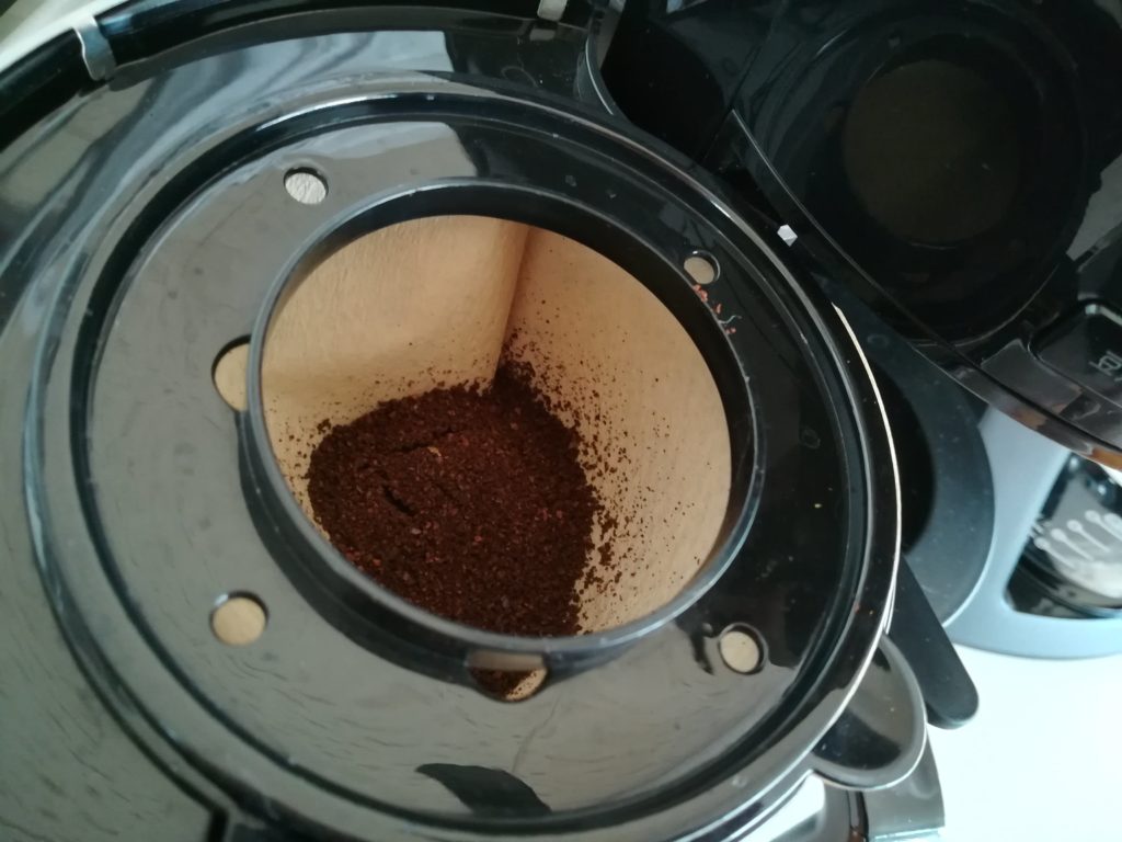 細挽きのコーヒーの粉